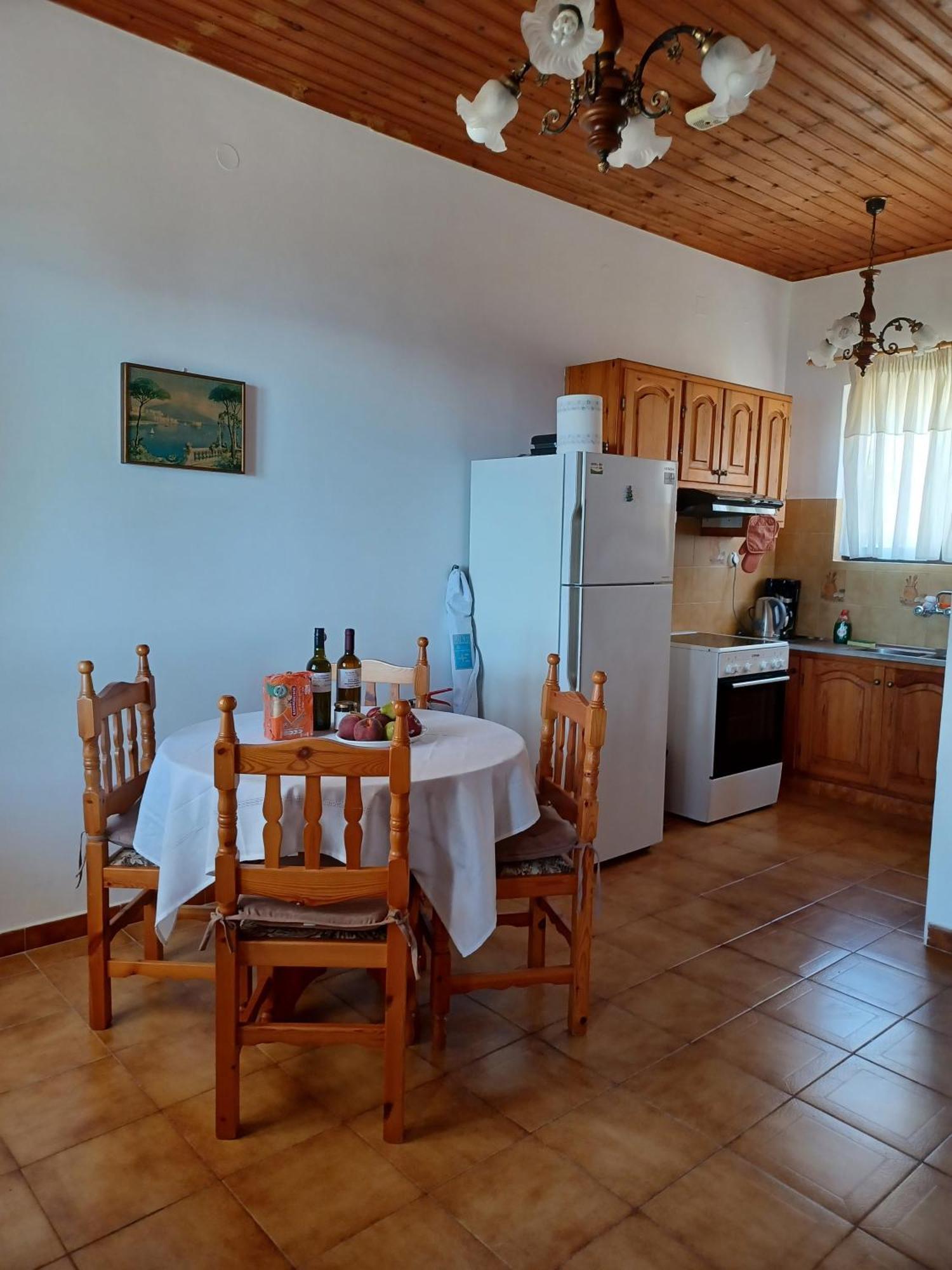 Nerissa Bungalow 2, Two Bedroom House With Sea View Sparta Exterior foto